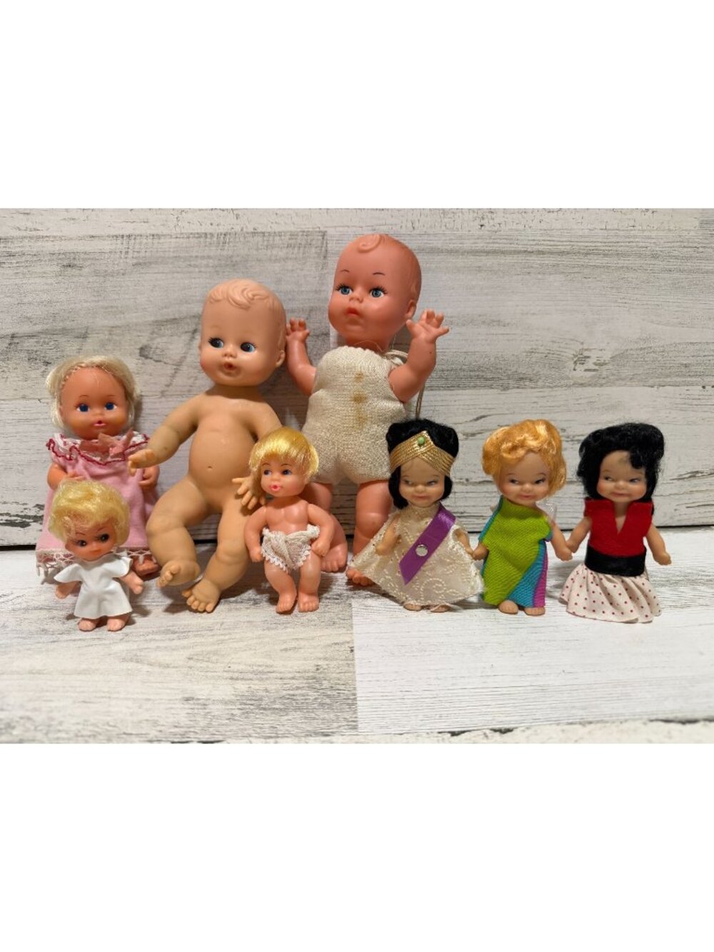 Lot of 8 Various Dolls Various Brands Sizes